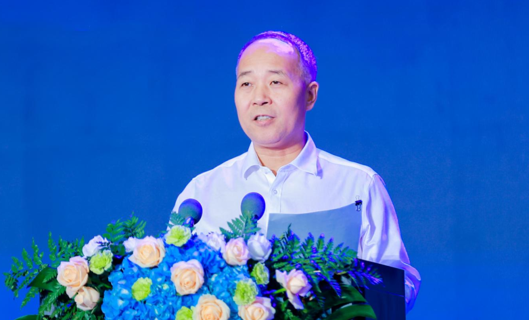 啟航新征程 點亮新賽道丨花花牛乳業(yè)集團參加第十四屆中國奶業(yè)大會暨D20峰會，榮獲“中國乳制品生產企業(yè)現(xiàn)代化等級5A級”評定殊榮