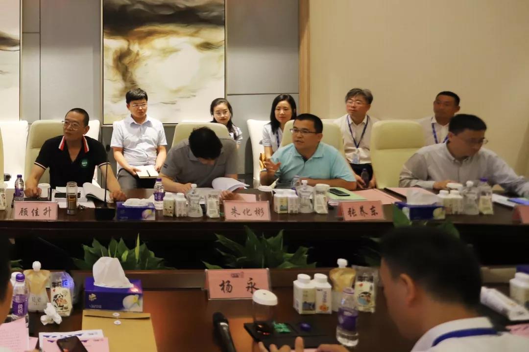 河南首家！花花牛乳業(yè)集團(tuán)通過優(yōu)質(zhì)乳工程驗(yàn)收