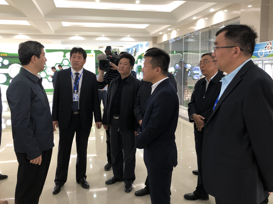 河南省委副書記、省長陳潤兒一行蒞臨 花花牛集團魯山瑞亞牧業(yè)有限公司視察調(diào)研