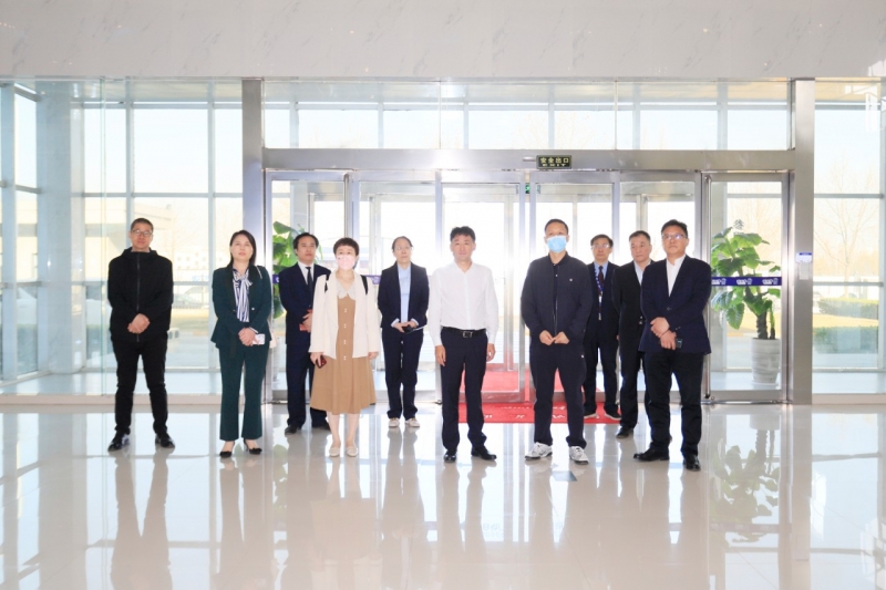 花花牛| 省農(nóng)投集團董事長李曉寰一行蒞臨花花牛調(diào)研指導(dǎo)工作