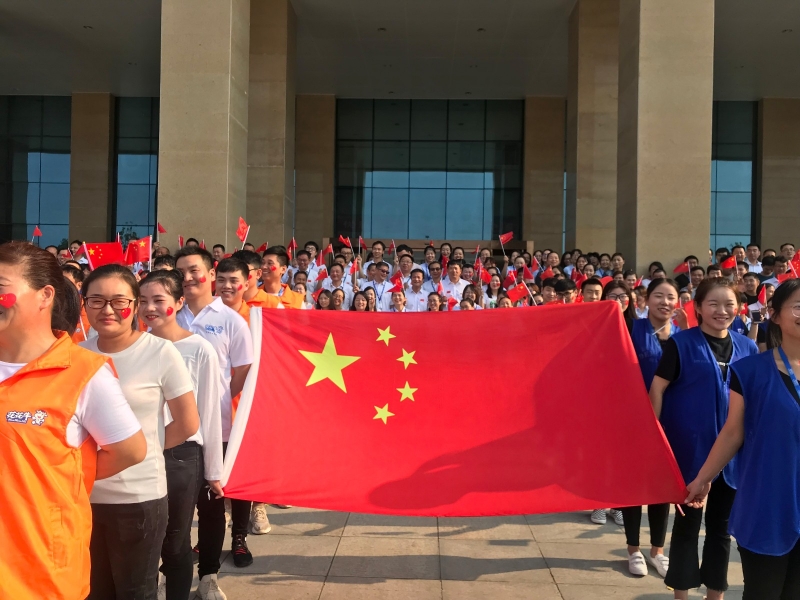 花花牛 唱紅歌 祝福我的國?。。? />
			</div>
		<div   id=